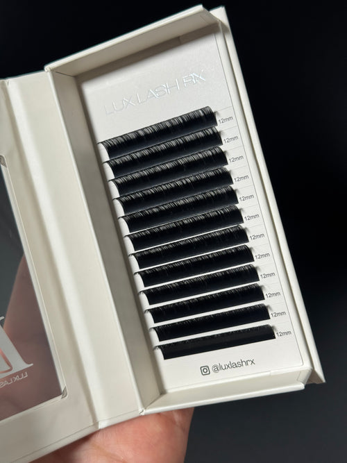 .05 Ultra Lite Cashmere Lashes